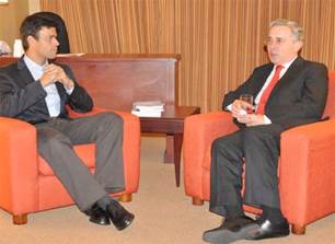 Leopoldo Lopez et Alvaro Uribe, 15 décembre 2011. (DR)