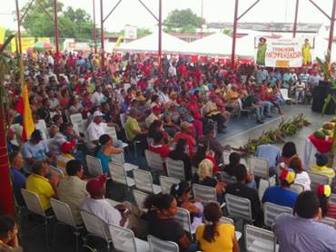 Assemblée paysanne et indigène en vue de rédiger une liste de propositions au gouvernement, Sud du Lac de Maracaibo, juillet 2014.