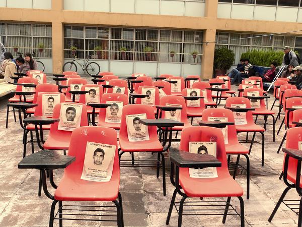 ayotzinapa pupitres ayotzinapa pupitres