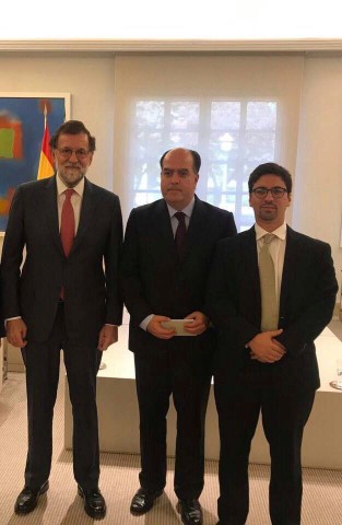 rajoy_borges_y_guevara_small.jpg