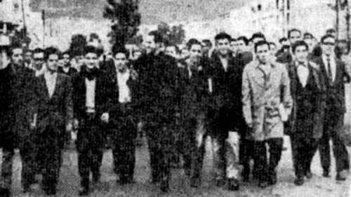  camilo torres con estudiantes