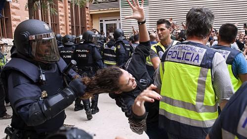 catalunia_represion_1_de_octubre_17_custom.jpg