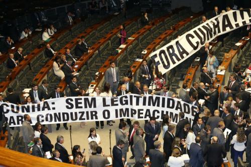Deputados pedem a saída de Eduardo Cunha.  Foto: Lula Marques/ Agência PT congreso brasil