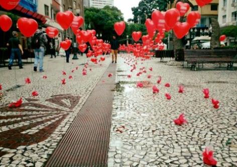 Foto: manifestação silenciosa contra o Golpe de Estado em Curitiba corazones Foto: manifestação silenciosa contra o Golpe de Estado em Curitiba corazones