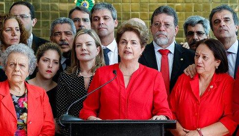 dilma_drechos.jpg