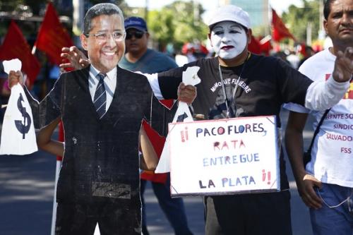 Foto: Vladimir Chicas el salvador marcha contra flores