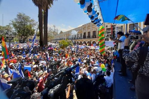 evo_moranes_celebrando_la_victoria.jpg