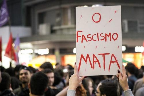 fascismo_mata_brasil_-_cutrs.jpg