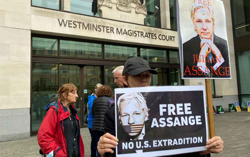 free_assange.png