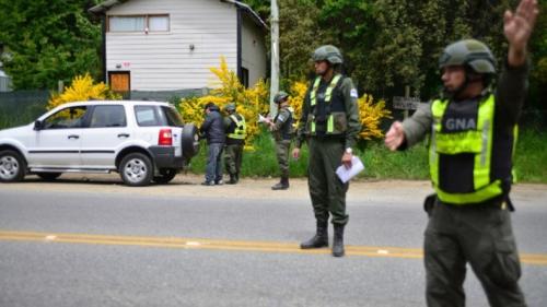 fuertes_controles_en_bariloche.jpg