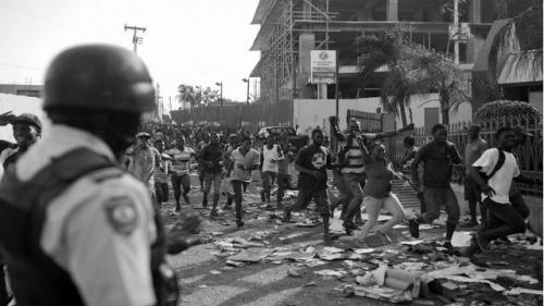 haiti-manifestaciones-policia_640x360_-_la-tinta.jpg