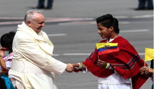 Papa Francisco con  niño Ec Papa Francisco con  niño Ec