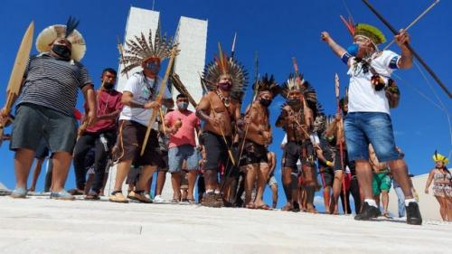 indigenas-brasil.jpg