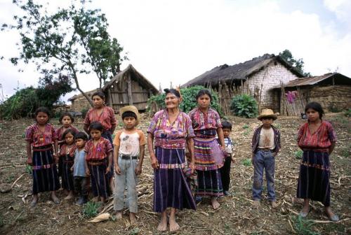 indigenas_guatemala_pobreza.jpg
