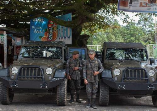 jeeps_militares_de_eeuu_en_guatemala.jpg