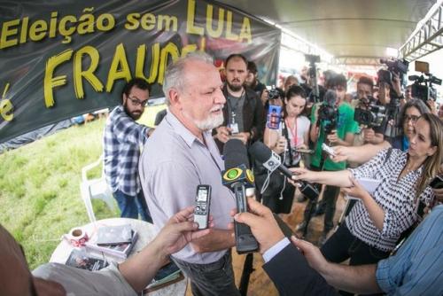 joao_pedro_stedile_da_coordenacao_nacional_do_mst_640x427_-_guilherme_santos-sul21.jpg