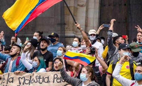 jovenes_colombia_protesta.jpg