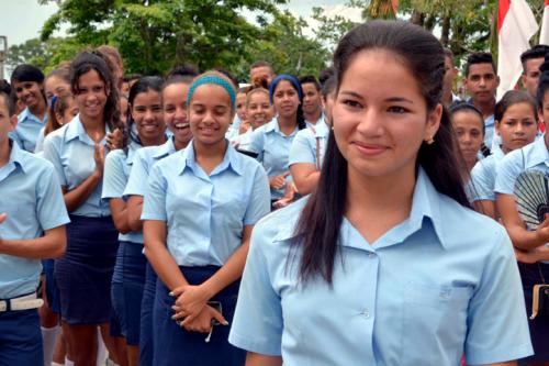 juventud_mujeres_cuba.jpg