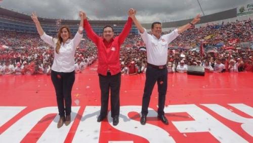 karina_sosa_hugo_martinez_fmln.jpg