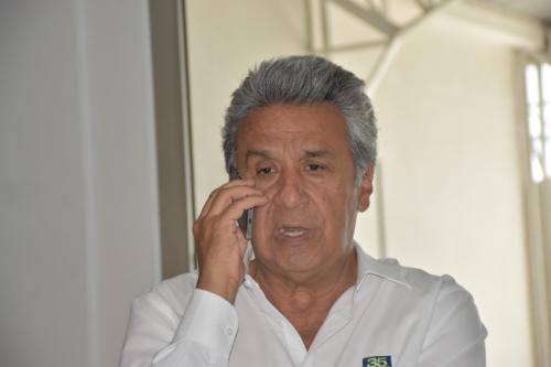 lenin_moreno_diez_custom.jpg