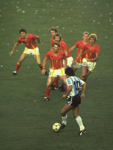 maradona.jpg