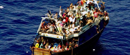 Photo: Marina Militare / AFP  migrants 938x400