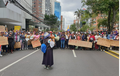 mujeres_protestas_ecuador.png