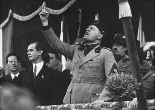 Podemos lembrar do fascismo italiano  (Bundesarchiv)  musilini