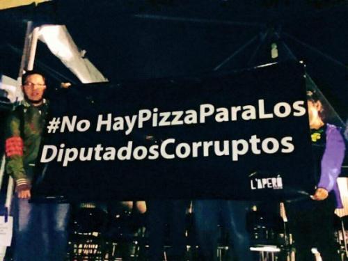 no_hay_pizza_para_los_corruptos.jpg no_hay_pizza_para_los_corruptos.jpg