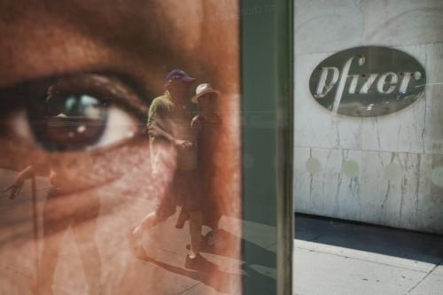 pfizer.jpg pfizer.jpg