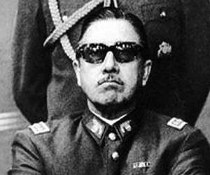 pinochet con gafas pinochet con gafas