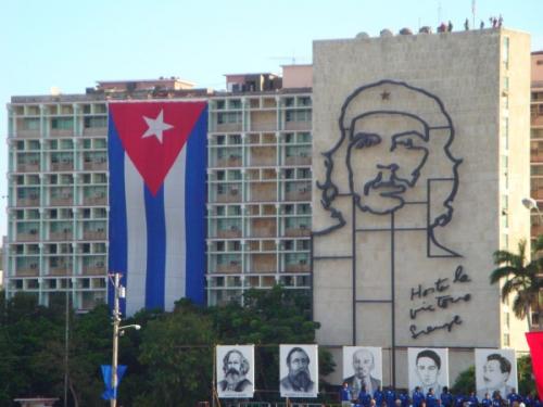 Amor en linea en Barrio Cuba Libre