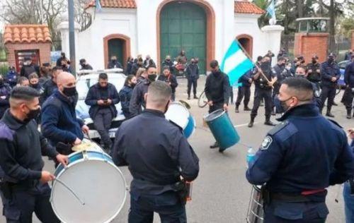 policias_argentina.jpg