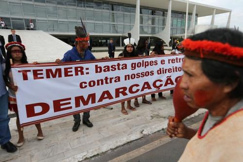 Foto: Fabio Rodrigues Pozzebom/ Agência Brasil protesta pueblos indigenas brasil Foto: Fabio Rodrigues Pozzebom/ Agência Brasil protesta pueblos indigenas brasil