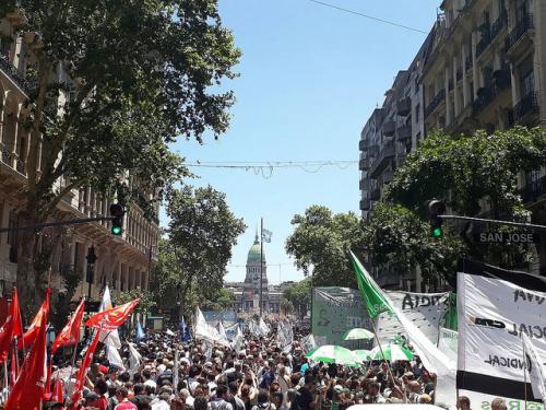 protesta_contra_mauricio_macri.jpg