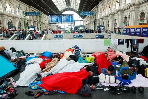  refugees budapest keleti railway station 2015 09 04   wikimedia