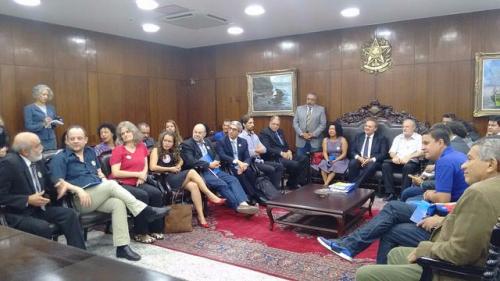 Foto: Reunião com presidente do Senado, Renan Calheiros (PMDB AL) / Mídia Ninja senado brasil