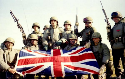 soldados_britanicos.png