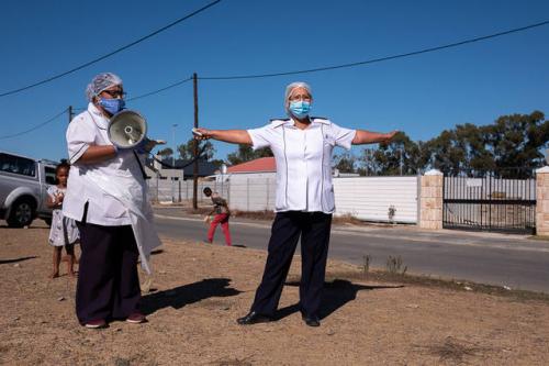 trabajadores_salud_-_tricontinental.jpg