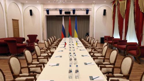 ucrania-y-rusia-negocian-en-bielorrusia-un-acuerdo-de-paz.jpg